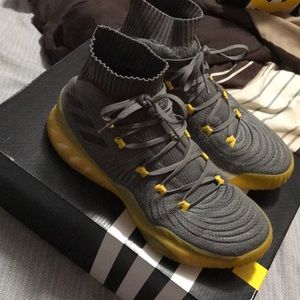 crazy explosive 2017 (andrew wiggins shoes)